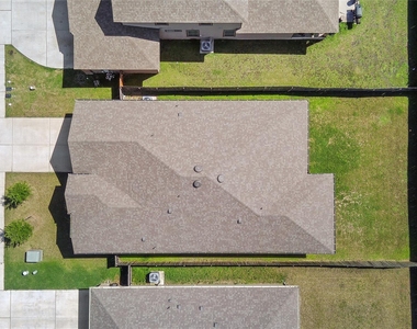 13921 Abraham Lincoln St - Photo Thumbnail 35