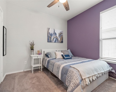 13921 Abraham Lincoln St - Photo Thumbnail 20