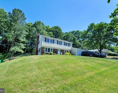 8812 Churchfield Lane - Photo Thumbnail 28
