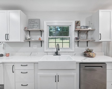 8812 Churchfield Lane - Photo Thumbnail 4