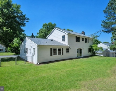 8812 Churchfield Lane - Photo Thumbnail 30