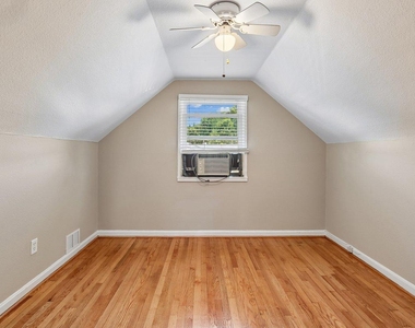 11105 Stillwater - Photo Thumbnail 19