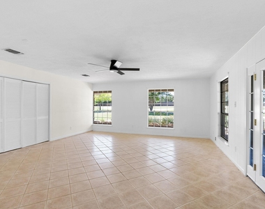 301 Retha Dr - Photo Thumbnail 13