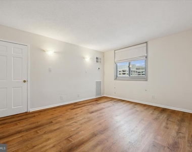 4601 N Park Avenue - Photo Thumbnail 19