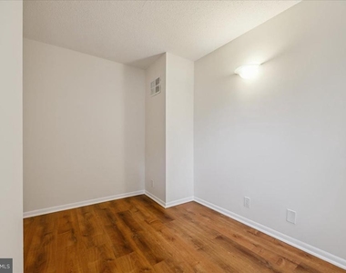 4601 N Park Avenue - Photo Thumbnail 24