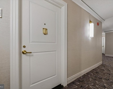 4601 N Park Avenue - Photo Thumbnail 1