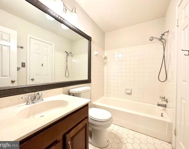 20322 Butterwick Way - Photo Thumbnail 36