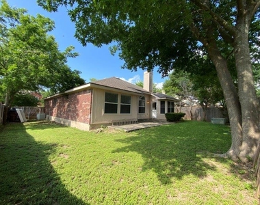 1903 Balsam Way - Photo Thumbnail 18