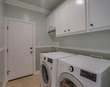10200 Treasure Island Dr - Photo Thumbnail 18