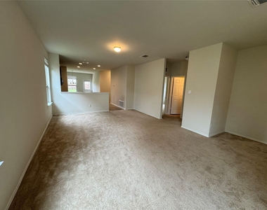 250 Zuma Dr - Photo Thumbnail 10