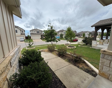 250 Zuma Dr - Photo Thumbnail 7