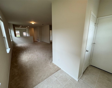 250 Zuma Dr - Photo Thumbnail 8