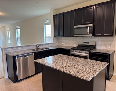250 Zuma Dr - Photo Thumbnail 17