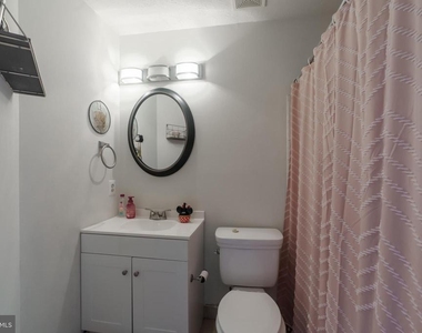 8329 Wades Way - Photo Thumbnail 18
