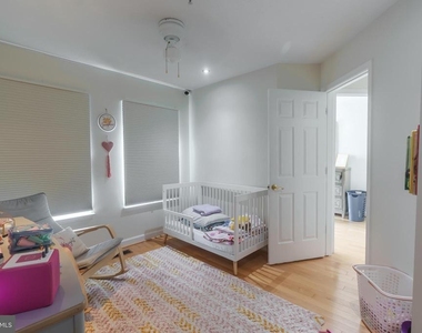 8329 Wades Way - Photo Thumbnail 15