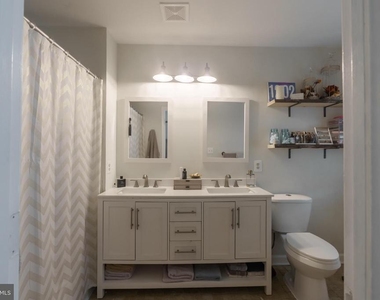 8329 Wades Way - Photo Thumbnail 13