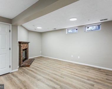 7920 Brightlight Place - Photo Thumbnail 25