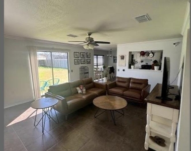 7605 Marble Crest Dr - Photo Thumbnail 2