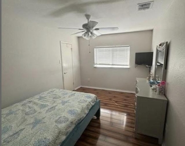 7605 Marble Crest Dr - Photo Thumbnail 10