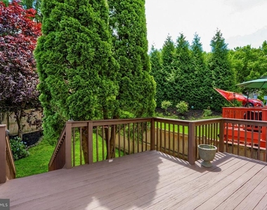 437 Ashton Lane - Photo Thumbnail 34