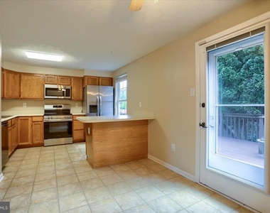 437 Ashton Lane - Photo Thumbnail 7