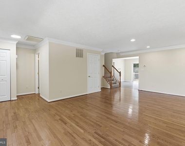 2801 Profitt Path - Photo Thumbnail 2