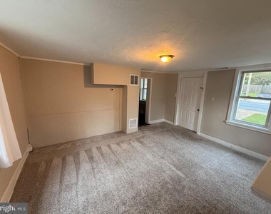 15 A W Frederick Street - Photo Thumbnail 4
