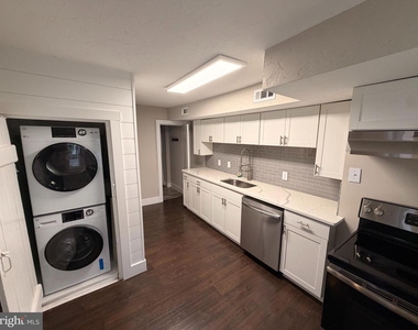 15 A W Frederick Street - Photo Thumbnail 2