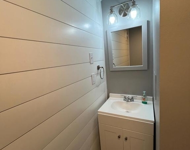 15 A W Frederick Street - Photo Thumbnail 10