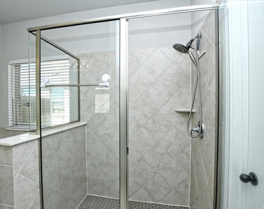 11817 Comedero Way - Photo Thumbnail 20