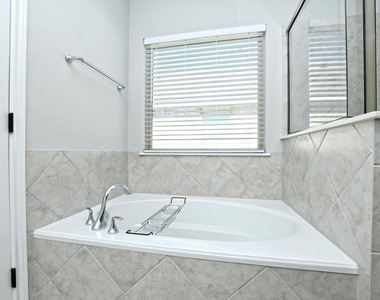 11817 Comedero Way - Photo Thumbnail 18