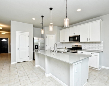 11817 Comedero Way - Photo Thumbnail 5