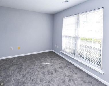 2547 Enterprise Place - Photo Thumbnail 7