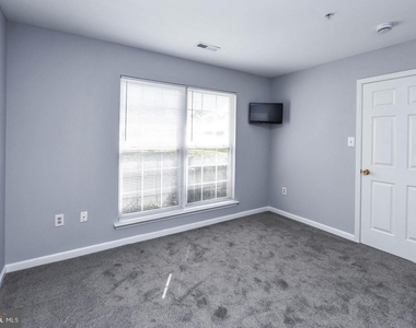 2547 Enterprise Place - Photo Thumbnail 9