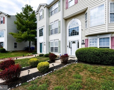 2547 Enterprise Place - Photo Thumbnail 3