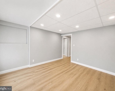 4601 Strauss Avenue - Photo Thumbnail 3