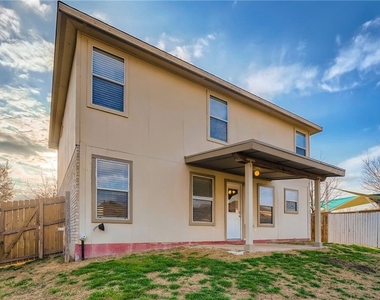 612 Copper Ct - Photo Thumbnail 22
