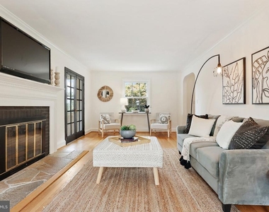 9223 Old Court - Photo Thumbnail 16