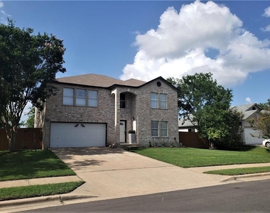 2960 Donnell Dr - Photo Thumbnail 1