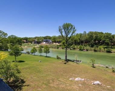 2311 Spoke Hollow Rd - Photo Thumbnail 18
