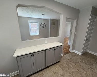 5413 Pembroke Avenue - Photo Thumbnail 3