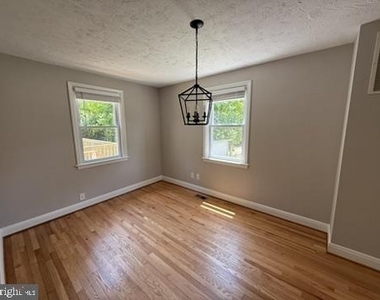 5413 Pembroke Avenue - Photo Thumbnail 7