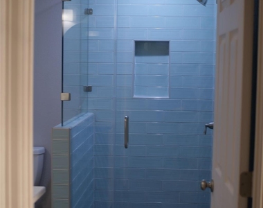 1413 Broadmoor Dr - Photo Thumbnail 10