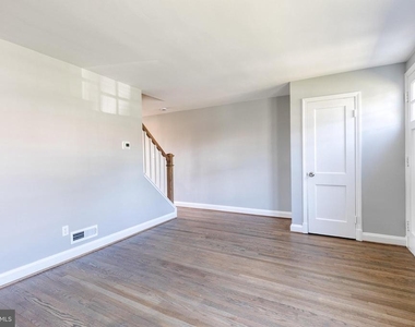 633 Lucia Avenue - Photo Thumbnail 2