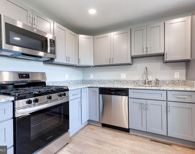 633 Lucia Avenue - Photo Thumbnail 4