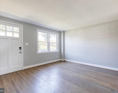 633 Lucia Avenue - Photo Thumbnail 3