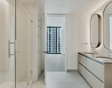 610 Davis St - Photo Thumbnail 6
