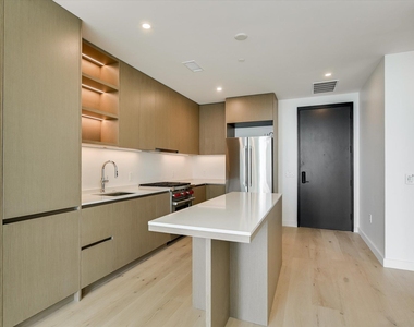 610 Davis St - Photo Thumbnail 1