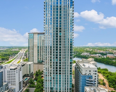 610 Davis St - Photo Thumbnail 13