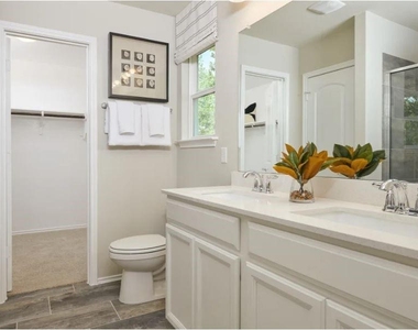 10204 Buckskin Horse Way - Photo Thumbnail 13